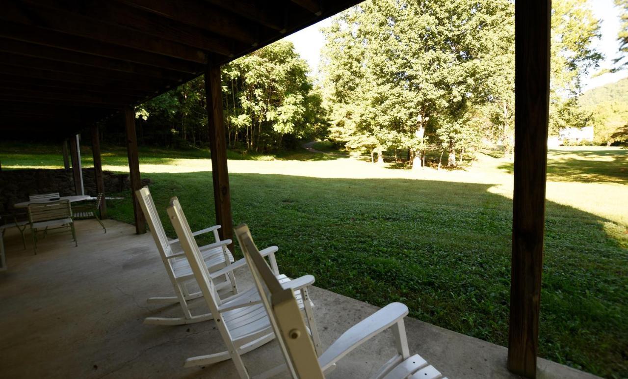 Graves Mountain Farm & Lodges Syria Екстер'єр фото