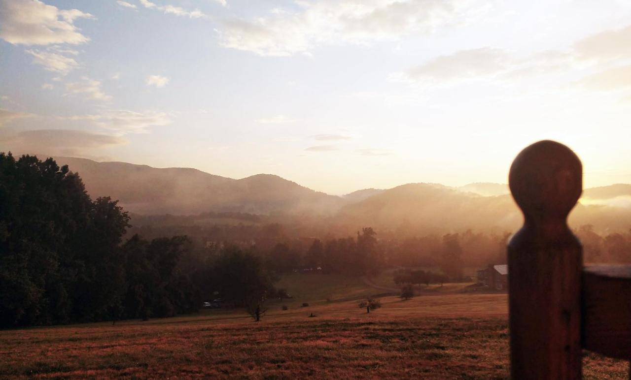 Graves Mountain Farm & Lodges Syria Екстер'єр фото